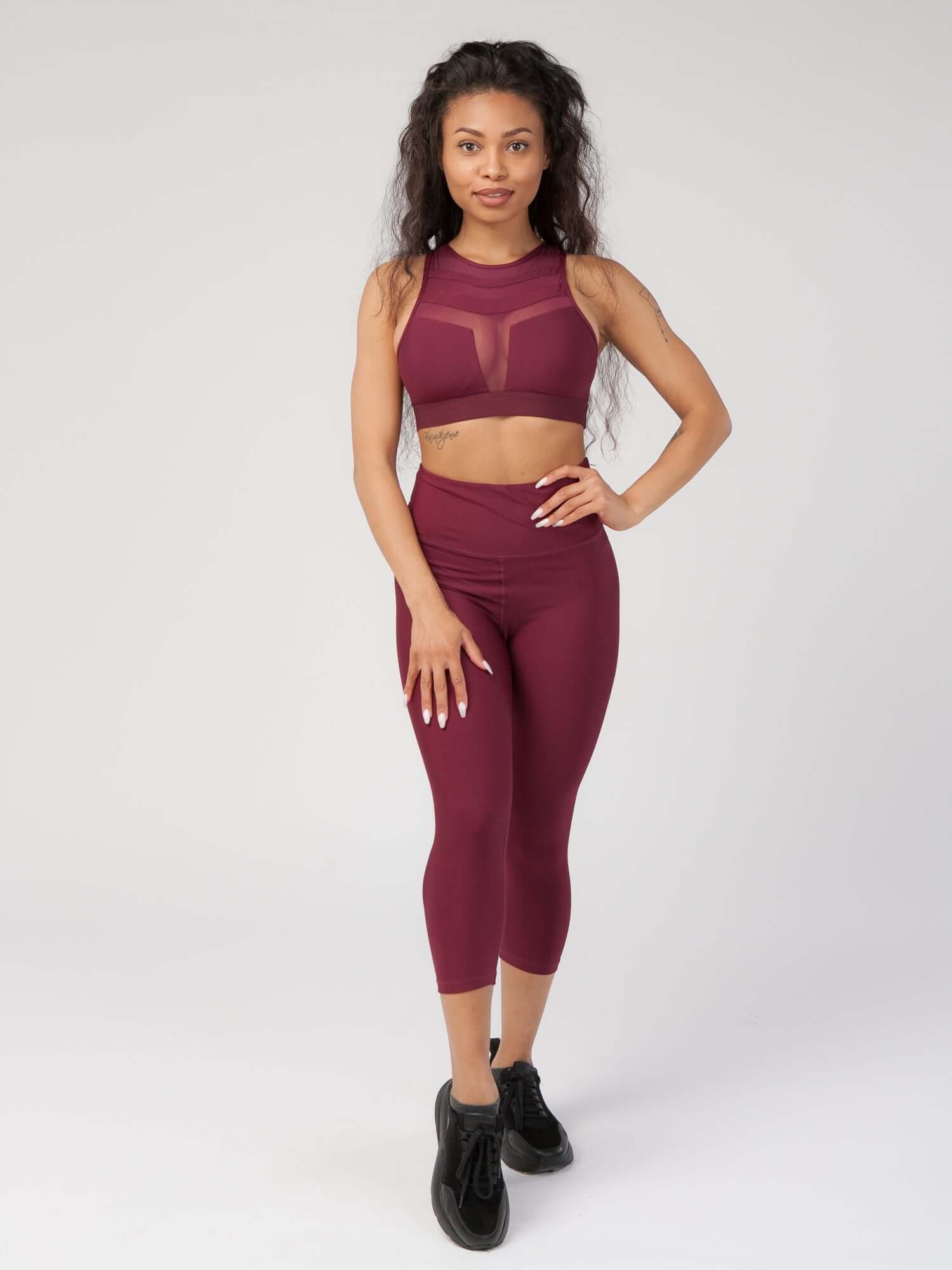 Contour High-Waist Capri Legging