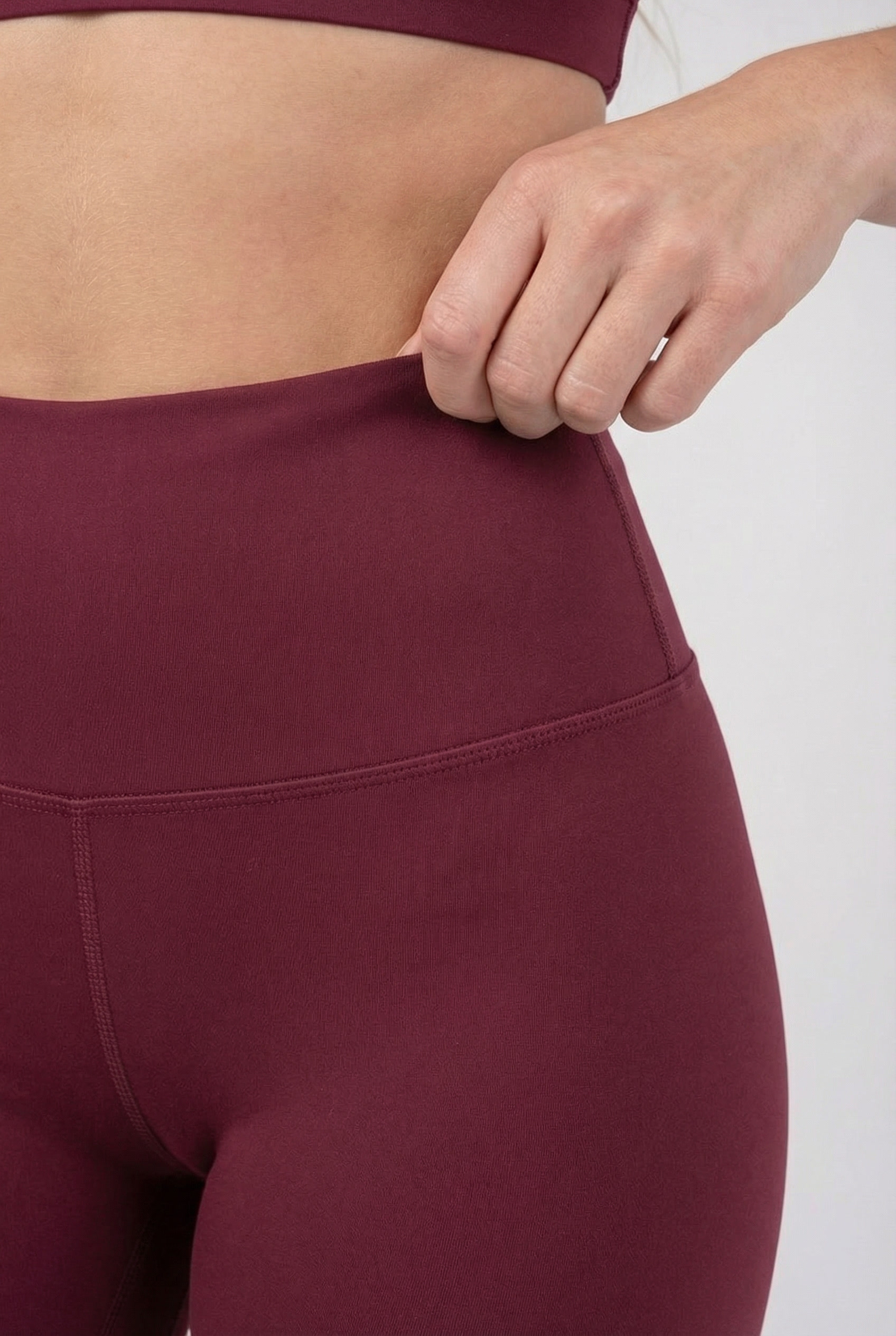 Contour High-Waist Legging