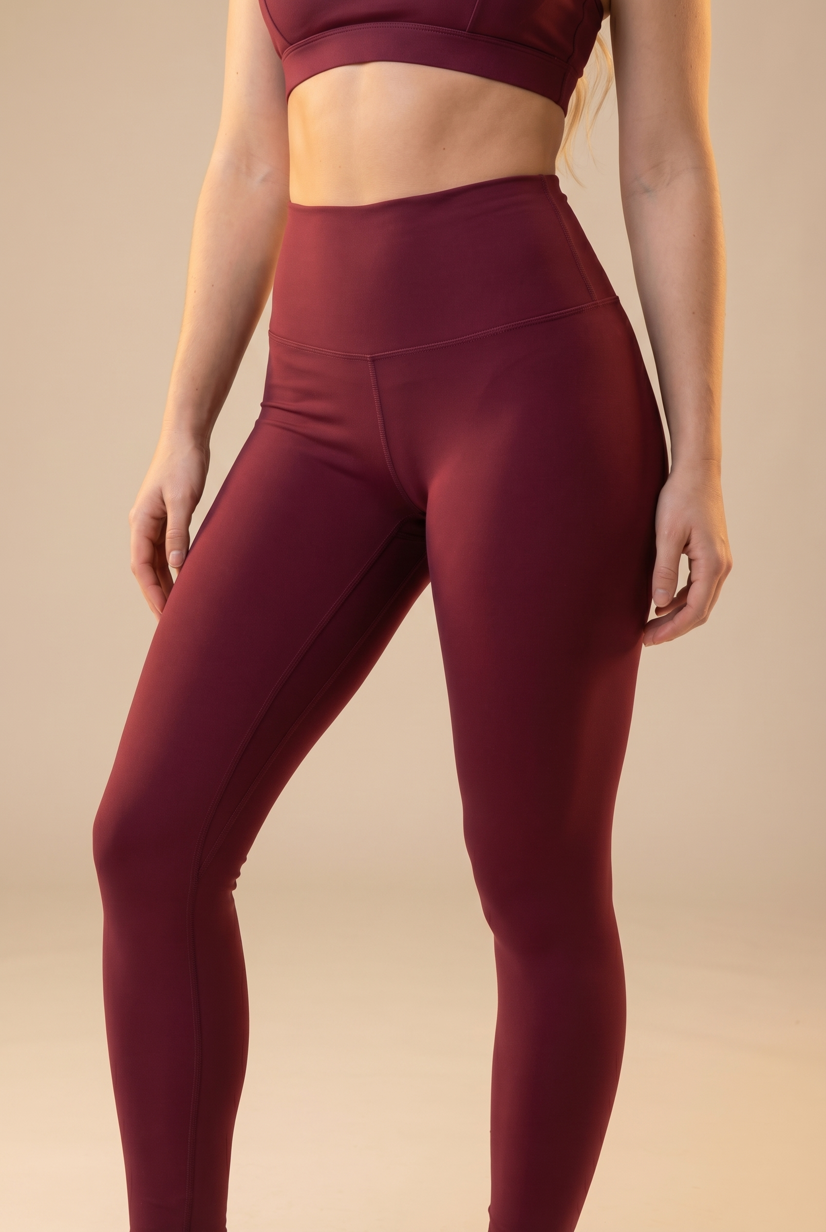 Contour High-Waist Legging