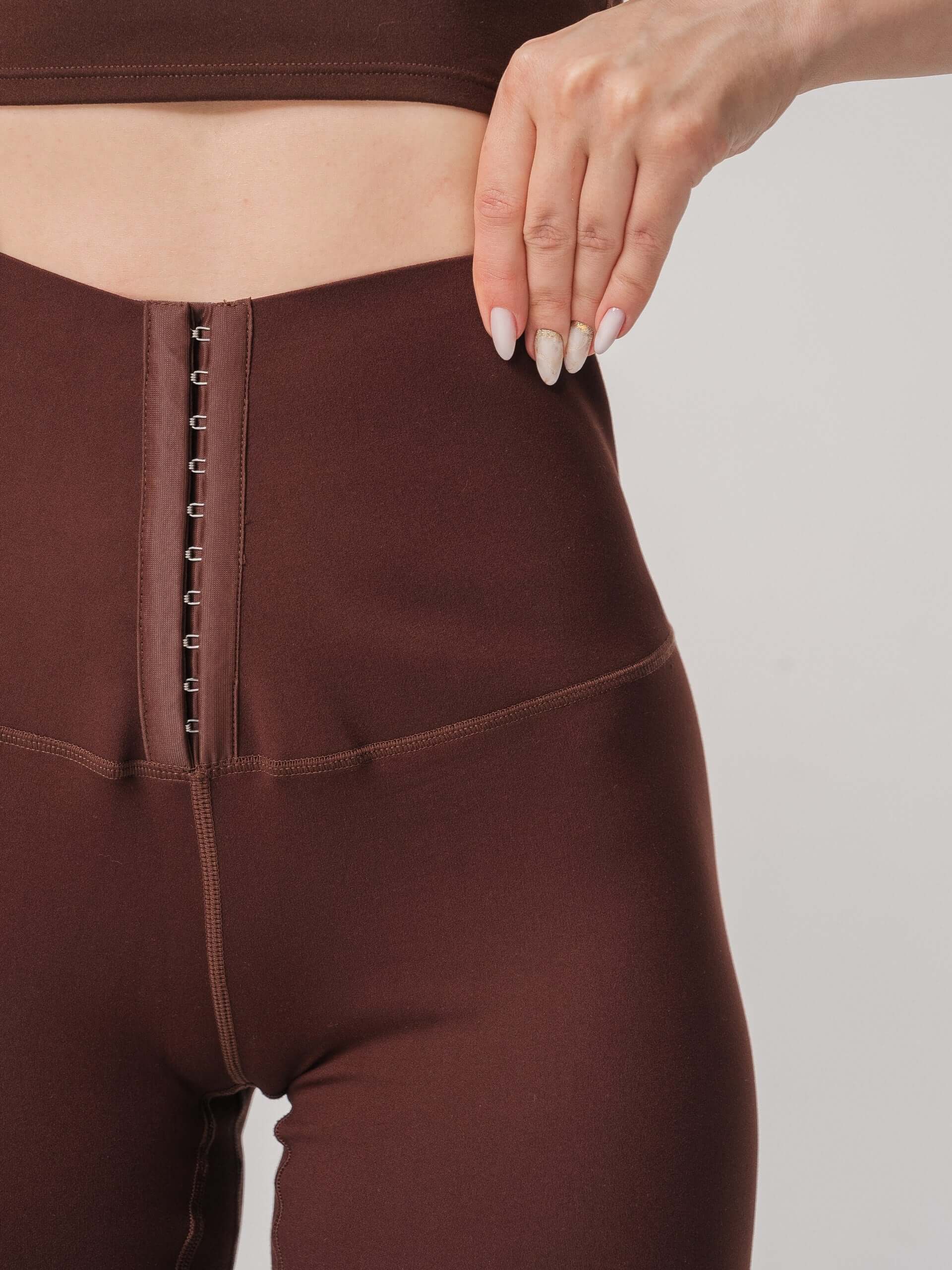 Contour Hook-Front High-Waist Legging
