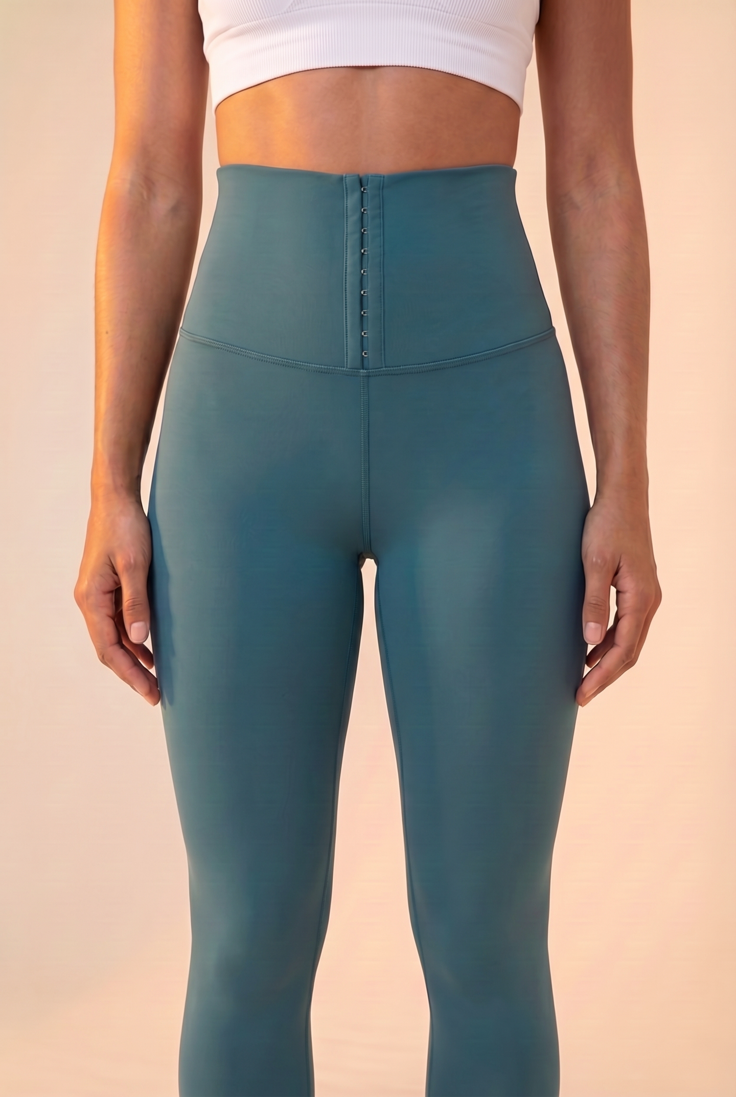 Contour Hook-Front High-Waist Legging