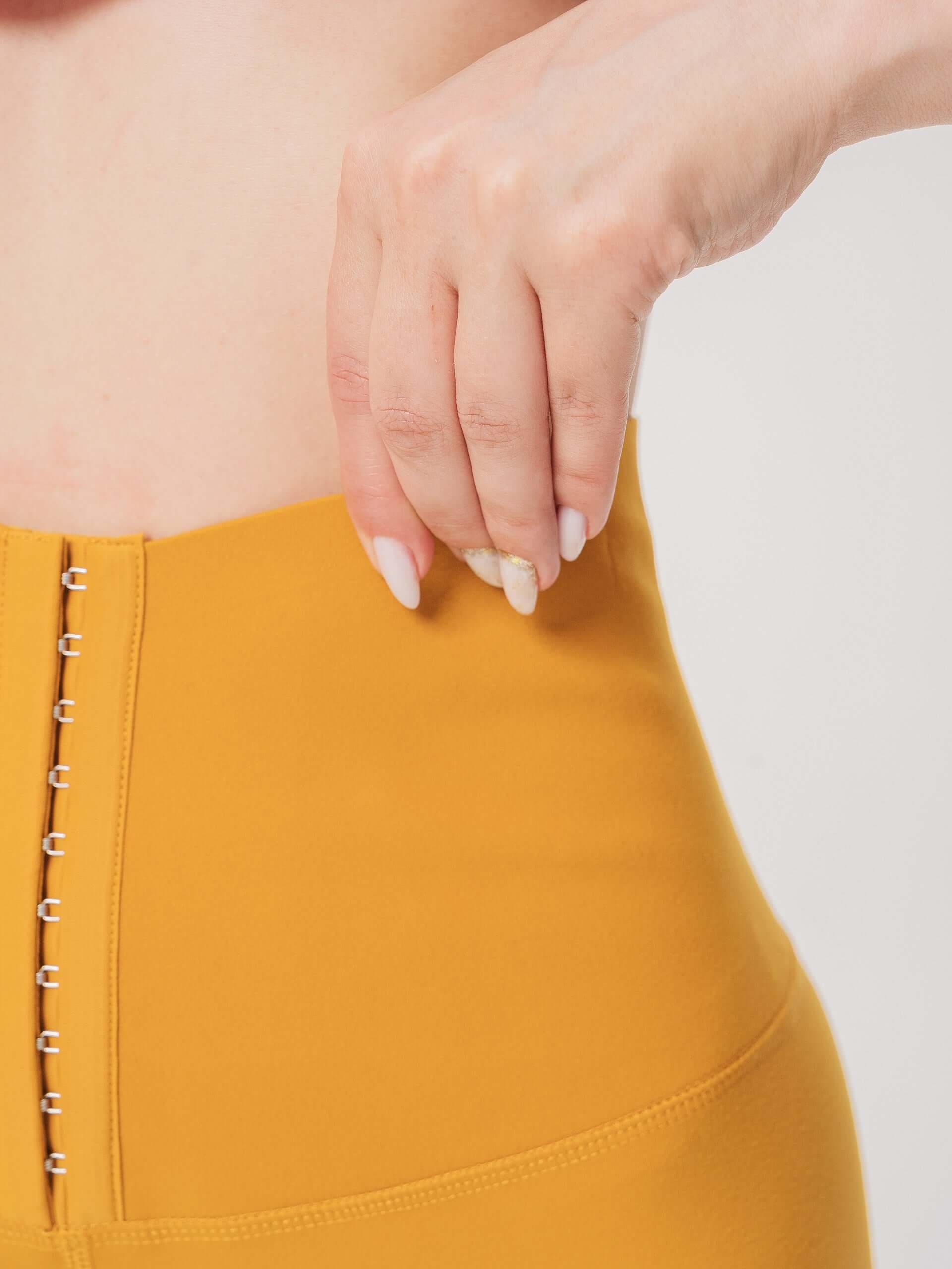 Contour Hook-Front High-Waist Legging