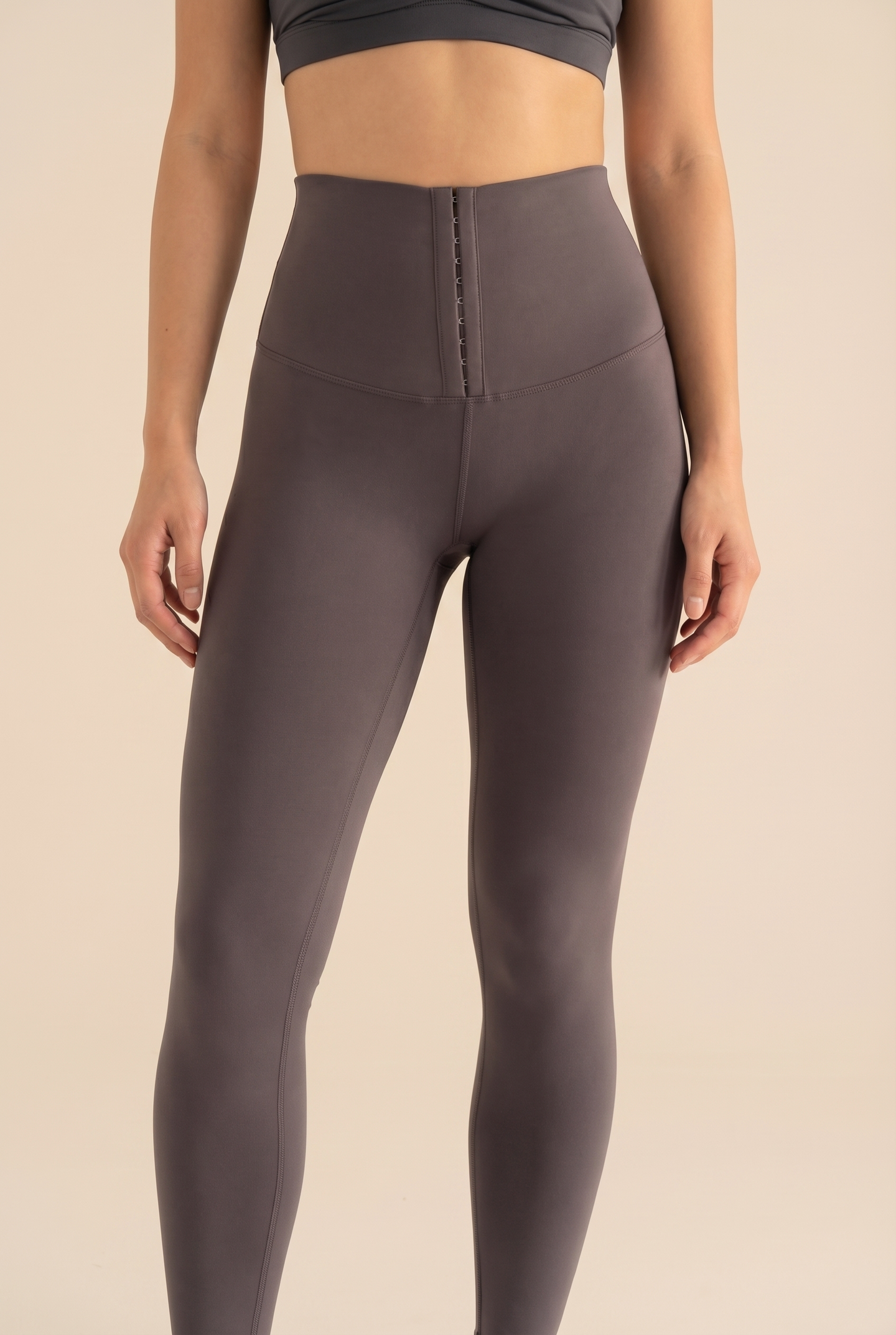 Contour Hook-Front High-Waist Legging