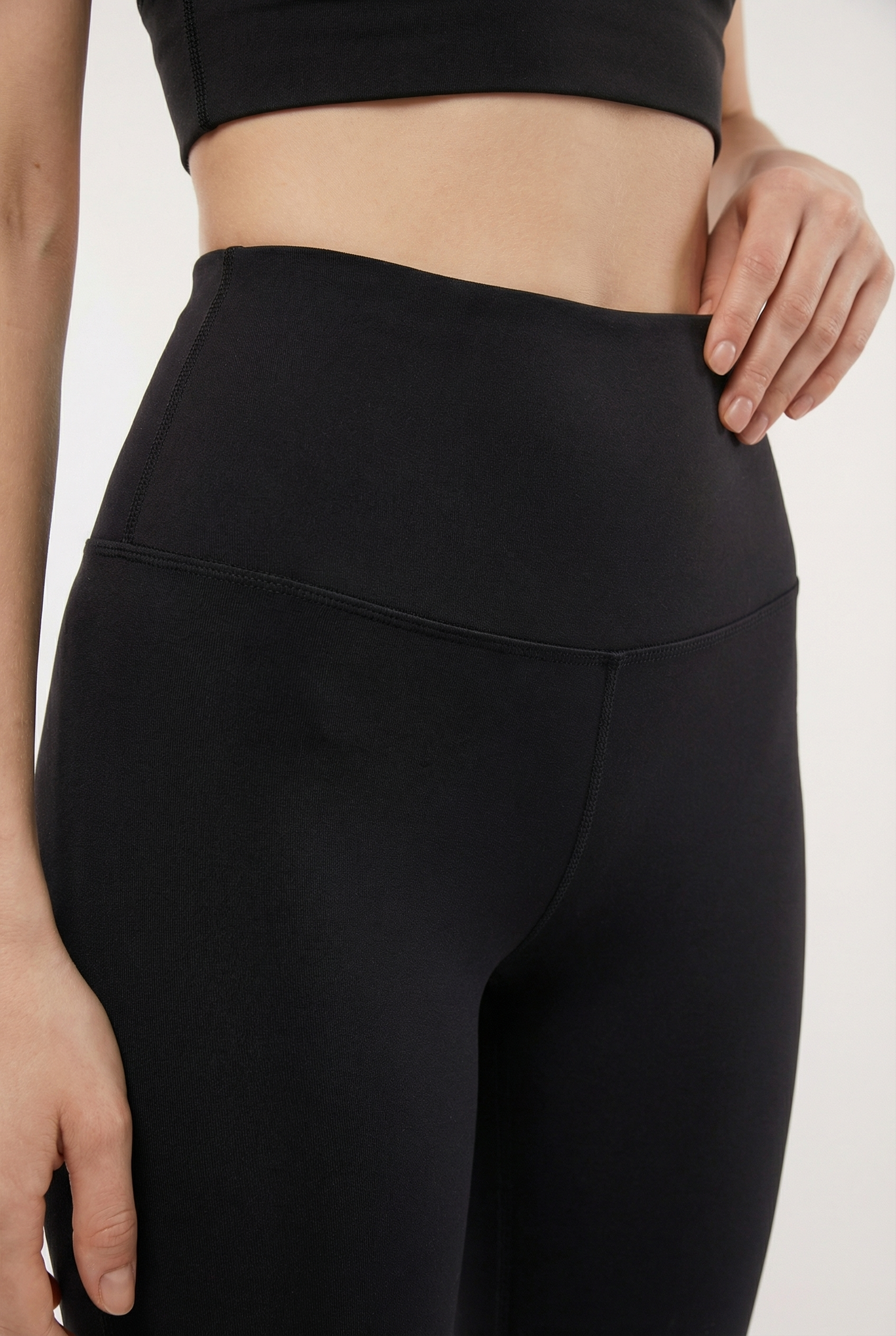 Contour Lift High-Waist Legging