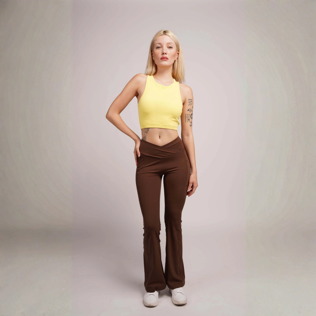 SoftTouch Pocket V-Waist Flare Legging in Dark Grey
