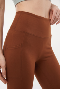 SoftTouch Pocket High-Waist Flare Legging