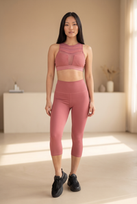 Contour High-Waist Capri Legging
