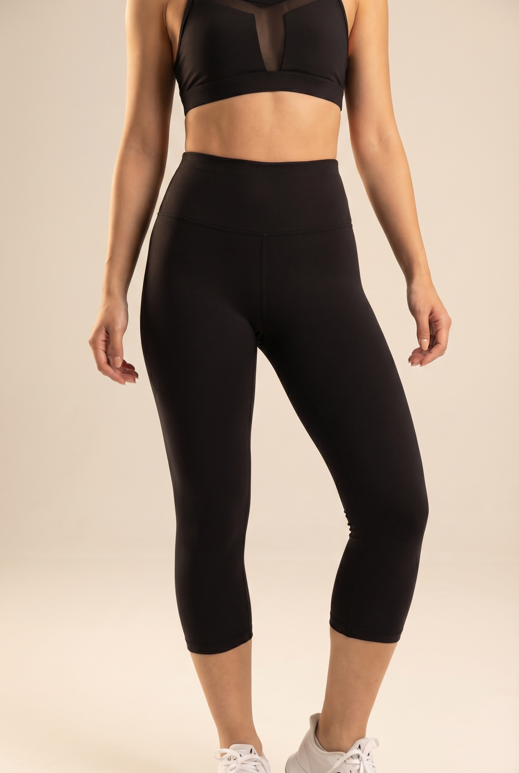 Contour High-Waist Capri Legging