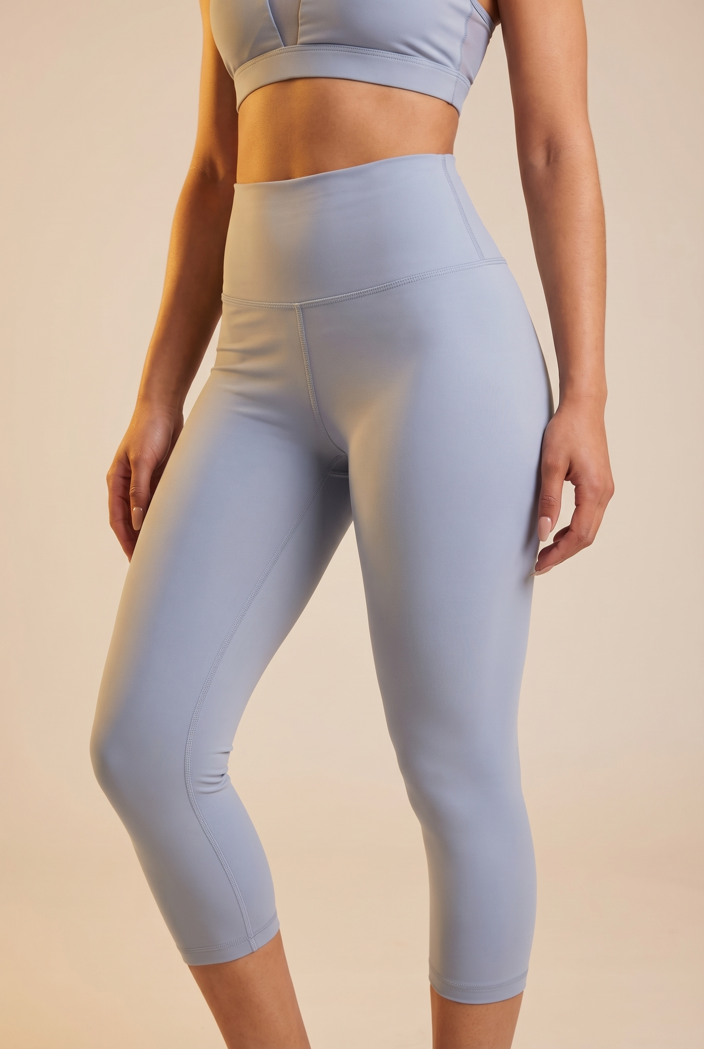 Contour High-Waist Capri Legging